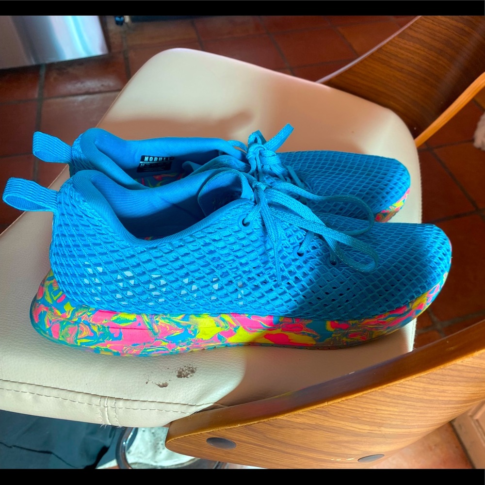 Nobull mesh runners mens 10 womens 11.5
